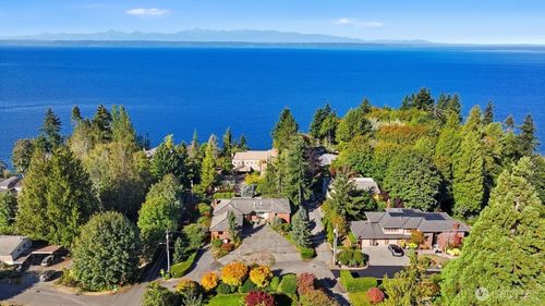 15508 72nd Ave W, Edmonds, WA, 98026-4013 | Card Image