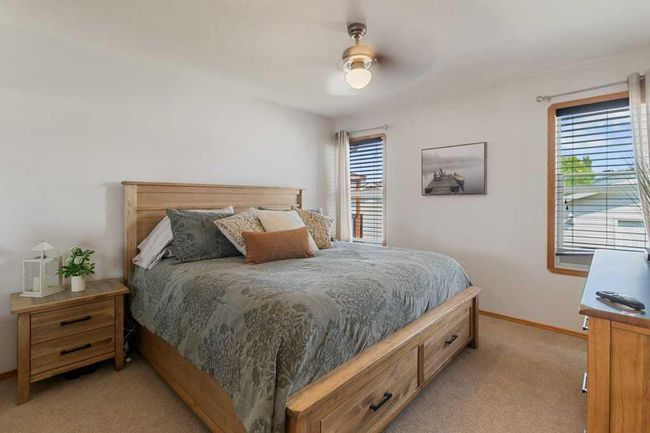 260 Deschner Close, House other with 5 bedrooms, 2 bathrooms and 2 parking in Red Deer AB | Image 25