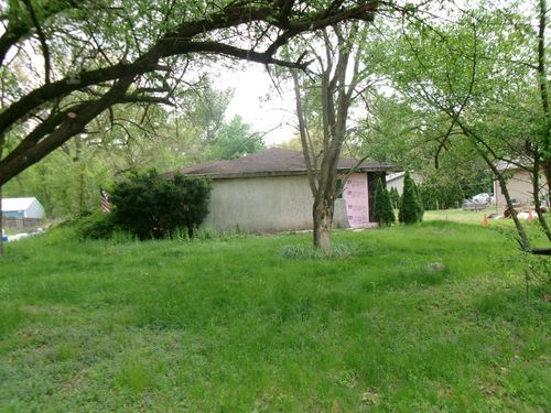 5112 E Boy Scout Rd, Saint Anne, IL, 60964-4359 | Card Image