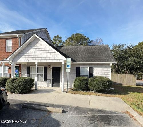 apt-6-60 Rainbow Dr, Jacksonville, NC, 28546-7082 | Card Image