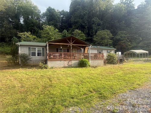 828 Henson Cove Rd, Canton, NC, 28716-9026 | Card Image