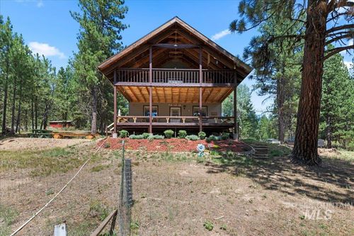 8 Hopkins Dr, Idaho City, ID, 83631-4114 | Card Image