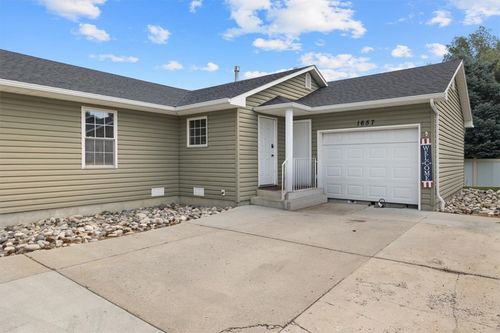 1657 Hawthorne Ln, Billings, MT, 59105-4203 | Card Image