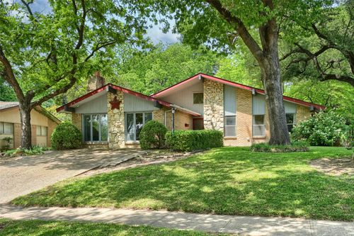 10615 Swallow Ln, Dallas, TX, 75218-2324 | Card Image