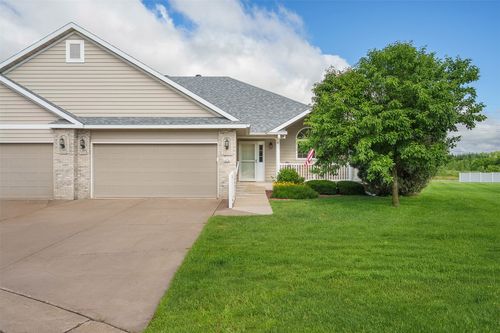 4-4274 Mill Ridge Cir Circle, Eau Claire, WI, 54703 | Card Image