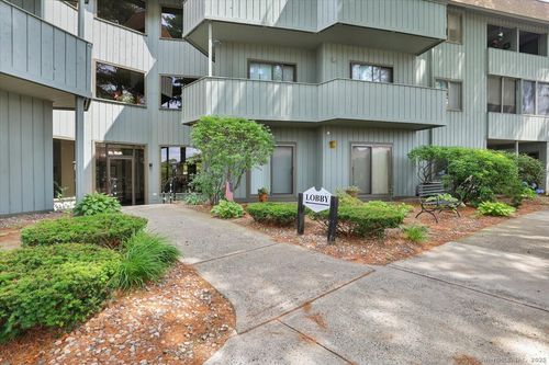 5-5 Hickory Hl, Southington, CT, 06489-3444 | Card Image
