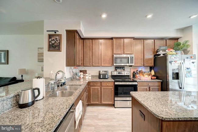18316 Reaper Hill Ct, Townhouse with 3 bedrooms, 3 bathrooms and null parking in TRIANGLE VA | Image 30
