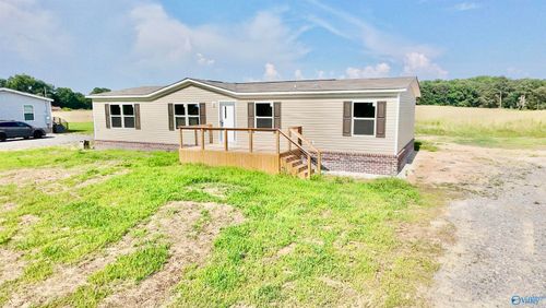 829 County Road 25, Crossville, AL, 35962-3759 | Card Image