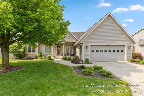 1809 Woodside Trl Nw, Grand Rapids, MI, 49504-2582 | Card Image