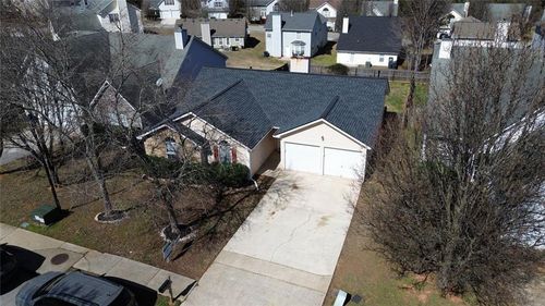 2922 Knoll View Pl, Douglasville, GA, 30135-8606 | Card Image