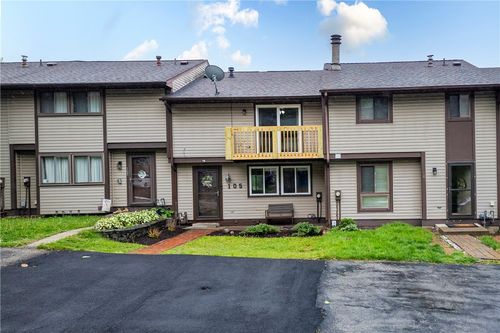 105 Lebeouf Dr, New Kensington, PA, 15068-9357 | Card Image