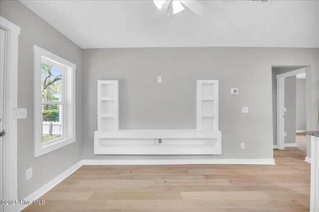 803 S 14 Th St, House other with 2 bedrooms, 1 bathrooms and null parking in Wilmington NC | Image 5