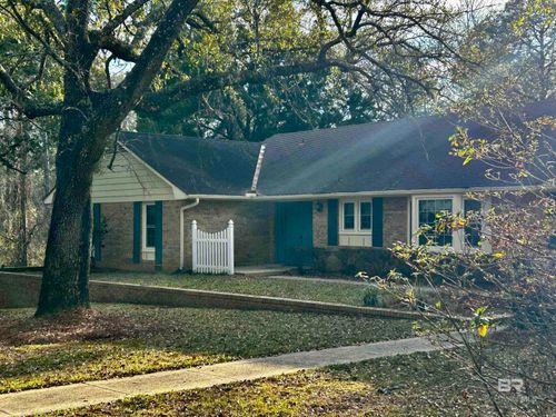 45435 Chalet Dr, Bay Minette, AL, 36507-7440 | Card Image