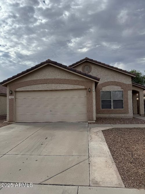 609 W Casa Mirage Dr, Casa Grande, AZ, 85122-6138 | Card Image