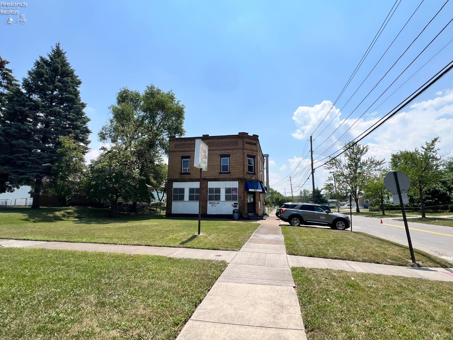 1700 E 31St St, Lorain, OH 44055