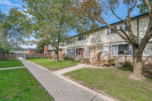 164 Jansen Ave, Kitchener, ON, N2A2L7 | Card Image