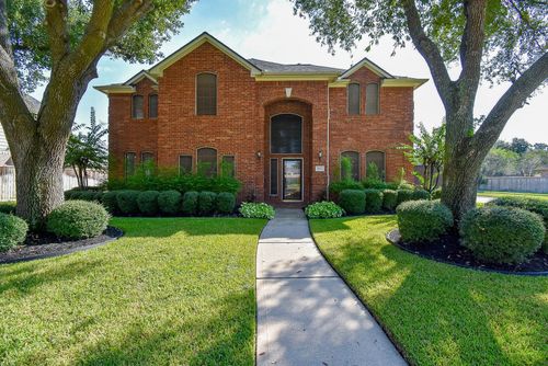 5602 Island Breeze Dr, Houston, TX, 77041-6832 | Card Image
