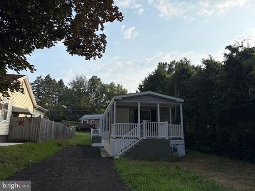 13 Montrose Blvd, READING, PA, 19607-1017 | Card Image