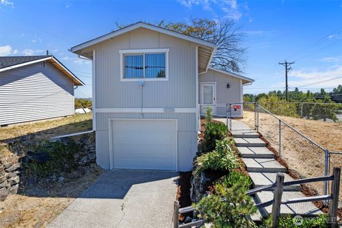 3737 E L St, Tacoma, WA, 98404-3838 | Card Image