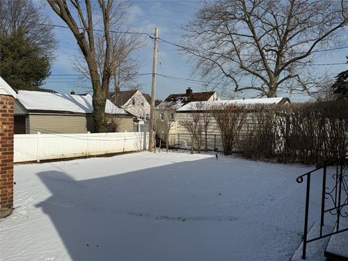 707 Hillside Ave, New Hyde Park, NY, 11040-2514 | Card Image