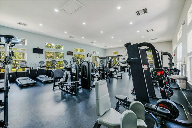 9369 Sw 221 St St, Townhouse with 2 bedrooms, 3 bathrooms and null parking in Cutler Bay FL | Image 33