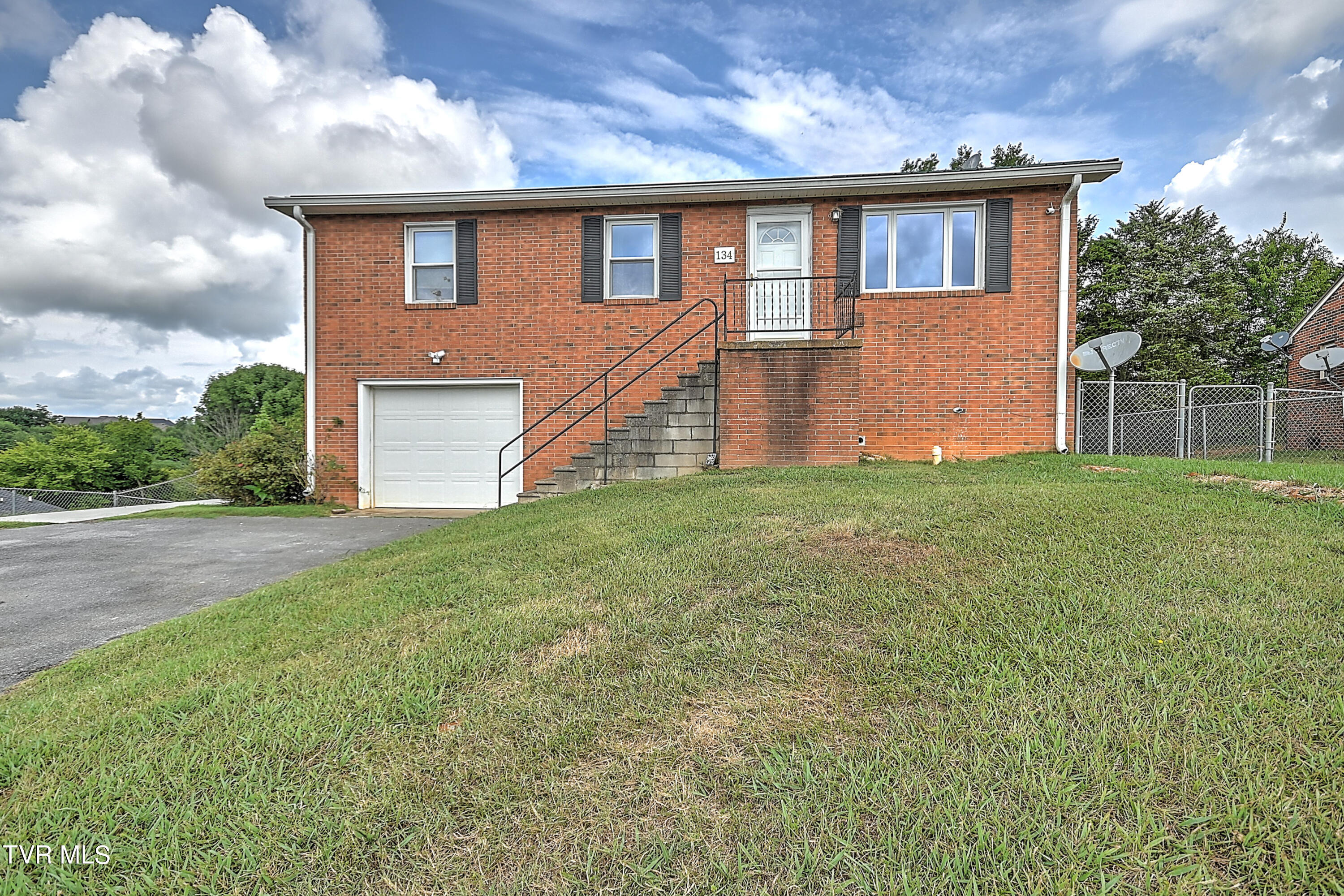 Valley Pt, Gray, TN 37615