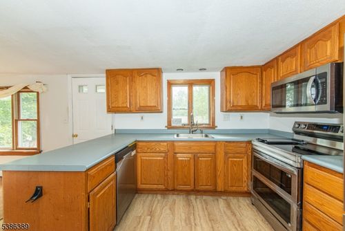 14 Sioux Trl, Sussex, NJ, 07461-1334 | Card Image