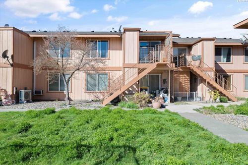 204-3121 W Hood Ave, Kennewick, WA, 99336-2759 | Card Image