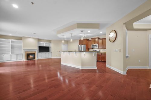 17490 Crest Hill Dr, Brookfield, WI, 53045-1295 | Card Image
