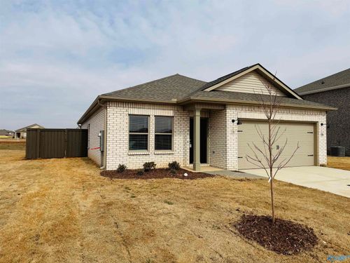 141 Havner Dr, Hazel Green, AL, 35750-5612 | Card Image