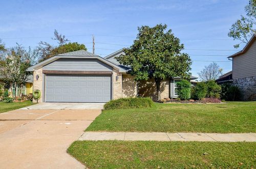1406 Rushworth Dr, Houston, TX, 77014-2695 | Card Image
