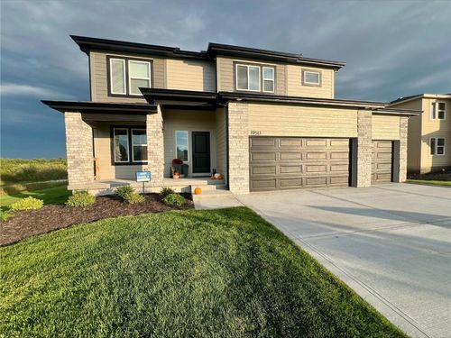 19513 Barstow St, Spring Hill, KS, 66083 | Card Image