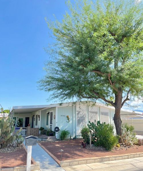 39705 Manzanita Dr, Palm Desert, CA, 92260-1464 | Card Image
