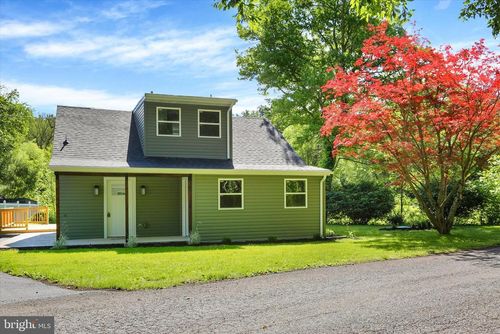 876 Cardinal Ln, LEWISBERRY, PA, 17339-9121 | Card Image