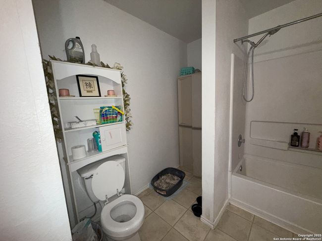 145 S Willow Way, House other with 3 bedrooms, 2 bathrooms and null parking in Cibolo TX | Image 9
