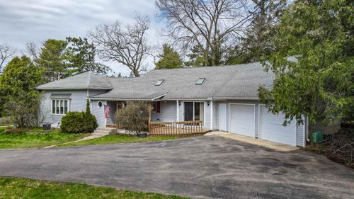 298 Pond St, AMHERST, WI, 54406-9398 | Card Image
