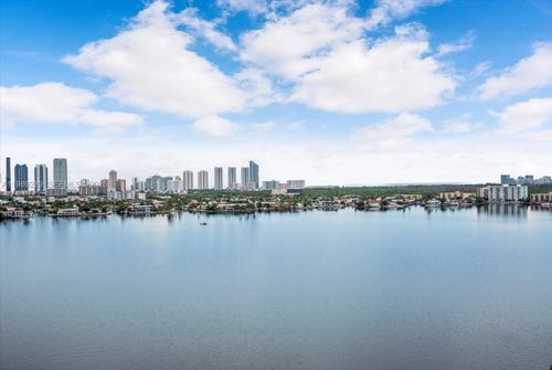 apt-1010-17301 Biscayne Blvd, Aventura, FL, 33160-5071 | Card Image