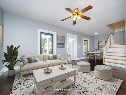 8 Maplewood Ter, Norwalk, CT, 06851-6117 | Card Image