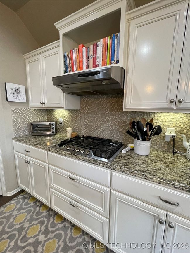 2613 W Van Buren Ct, House other with 4 bedrooms, 2 bathrooms and null parking in Broken Arrow OK | Image 15