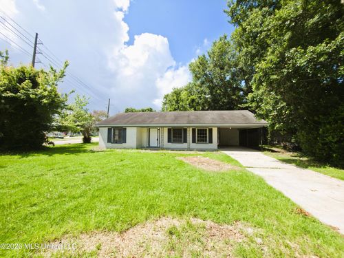 1703 State Street, Biloxi, MS, 39531 | Card Image