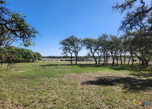 169 Oryx Ln, Lampasas, TX, 76550-4905 | Card Image