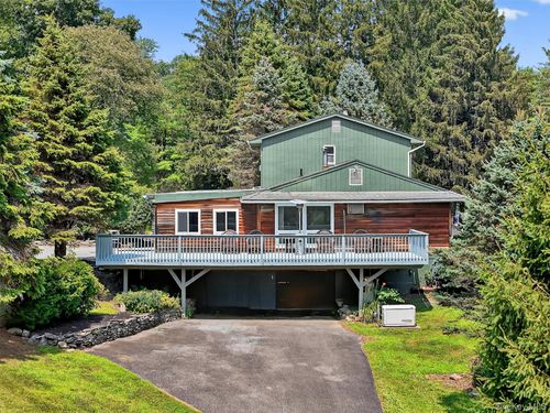 258 Martin Ave, Highland, NY, 12528-2706 | Card Image