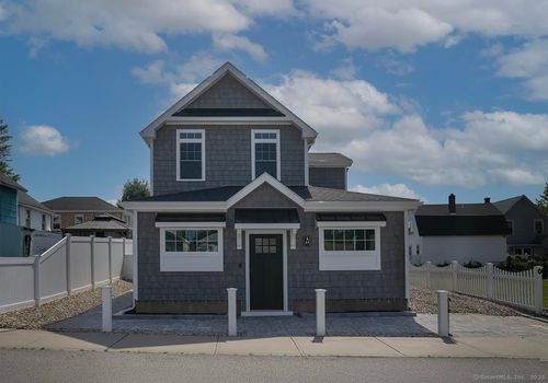 44 Hartford Ave, Old Lyme, CT, 06371-2224 | Card Image