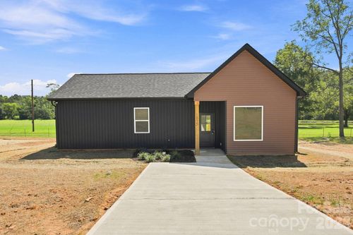 1515 Robin Rd, Newton, NC, 28658-2628 | Card Image