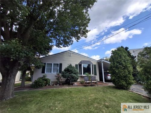85 Pinetree Dr, Parlin, NJ, 08859-1156 | Card Image