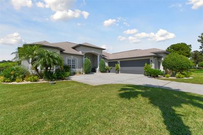 34219 Sahalee Loop, House other with 3 bedrooms, 3 bathrooms and null parking in Dade City FL | Image 3