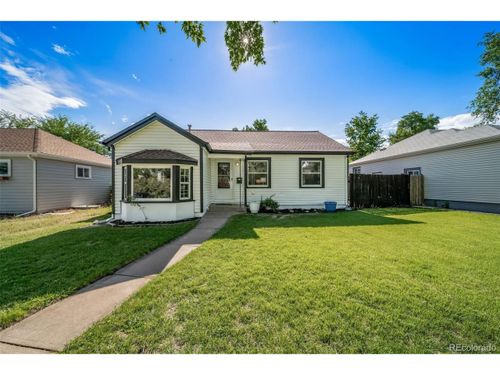 1840 S Steele St, Denver, CO, 80210-3633 | Card Image