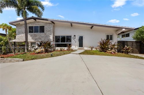 2413 Sugarloaf Ln, Fort Lauderdale, FL, 33312-4631 | Card Image