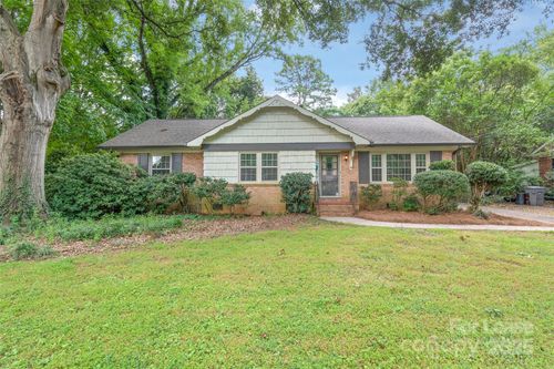 2200 Collingdale Pl, Charlotte, NC, 28210-3818 | Card Image