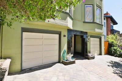 1 - Euclid Avenue, Condo with 2 bedrooms, 1 bathrooms and 1 parking in Berkeley CA | Image 2